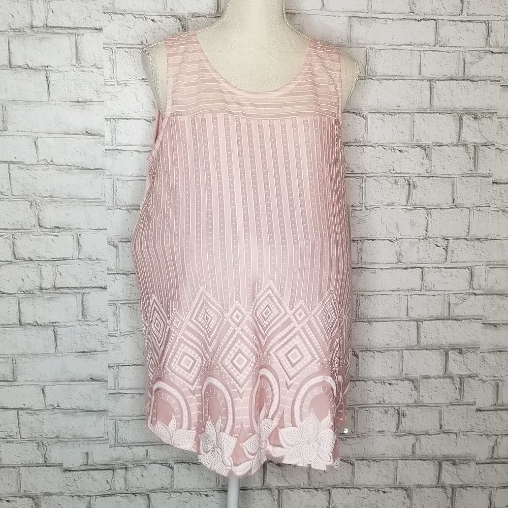 Embroidered maternity top - Picture 1 of 4